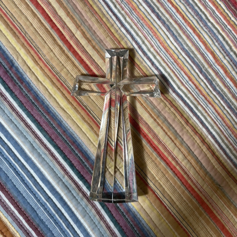 Teleflora 24% Lead Crystal Cross Fine Bohemian Crystal Czech Republic 7.75"